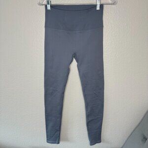 ALO Yoga High-Waist Leggings in Slate Gray